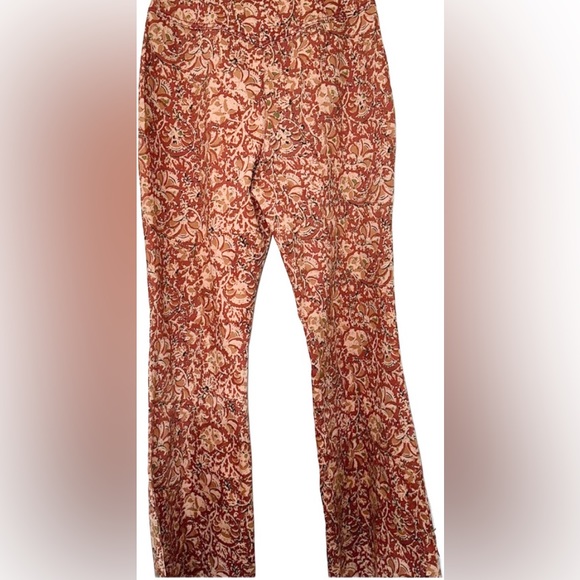 🌺Free People CRVY Wild Honey Printed
Flare Jeans🌸🌺 - Picture 4 of 12